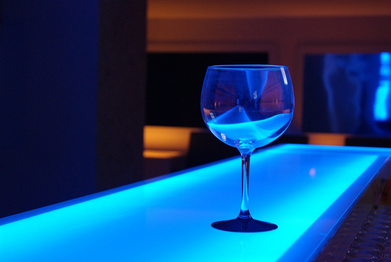glass-545583_1280